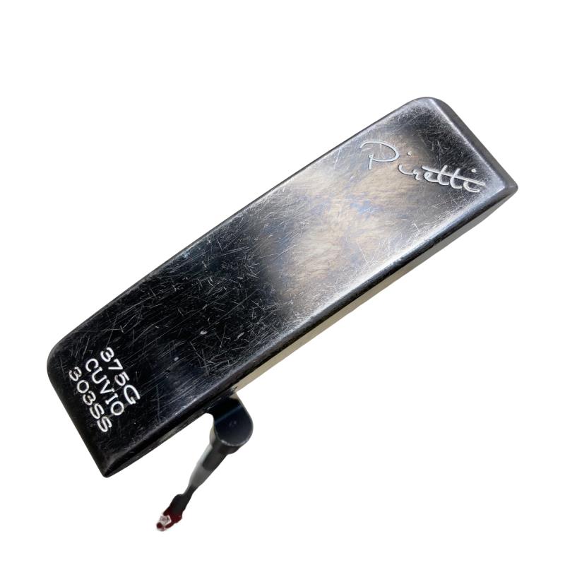 タイプ 男性用 利き手 右 商品コード 2100418140621 クラブ種別 パター メーカー名 Piretti 商品名 Piretti　MIDNIGHT　BLACK　CUVIO（365G）　34インチ 発売年 2021 シャフト スチール シャフト材質 スチール メーカーフレックス その他 フレックス その他 クラブセット組合せ内容 クラブセット本数 0 クラブセット不足本数 0 クラブセット実本数 0 総合ランク C&nbsp;ランクについて 傷状態：ヘッド上部 C 傷状態：フェース C 傷状態：ヘッド下部 C 傷状態：シャフト B 傷状態：グリップ オリジナル外　良好 傷状態：ヘッドカバー ヘッドカバーなし 査定特記・商品状態 &nbsp;※お使いのモニターの発色具合によって、実際のものと色が異なる場合がございます。 Nランク 無傷で新品同様 Aランク ほとんど無傷。見た目は新品同様 Bランク 全体的にきれい。傷やハガレはじっくり見ないとわからない。 Cランク やや使い込まれている。傷やハガレが少しある。 Dランク かなり使い込まれている。目立つ傷やハガレがたくさんある。 Eランク 非常に使い込まれている。目立つ傷やハガレがたくさんある。 &nbsp;メーカーカタログ情報となりますので、実商品と異なる場合がございます。 ヘッドロフト角(°) 2.50 ヘッド体積(cc) シャフト長(インチ) 34.000 クラブ重量(g) 店舗名 ゴルフパートナー　名取ゴルフガーデン店 住所 宮城県名取市愛島小豆島字島東324 電話番号 022-784-3221中古ゴルフクラブについて 当店で取り扱っている中古クラブは、全て1点ものです。 店頭でも販売を行っているため、注文確認後の在庫確保となります。 ご了承のほどお願い申し上げます。