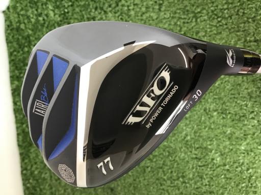 タイプ 男性用 利き手 右 商品コード 2100402040708 クラブ種別 ユーティリティ メーカー名 キャスコ 商品名 POWER　TORNADO　UFO　AIR　77 発売年 2024 シャフト Falcon　Shaft　AIR　UT シャフト材質 カーボン メーカーフレックス S フレックス S クラブセット組合せ内容 クラブセット本数 0 クラブセット不足本数 0 クラブセット実本数 0 総合ランク B&nbsp;ランクについて 傷状態：ヘッド上部 B 傷状態：フェース B 傷状態：ヘッド下部 B 傷状態：シャフト B 傷状態：グリップ オリジナル　良好 傷状態：ヘッドカバー 純正品(普通) 査定特記・商品状態 &nbsp;※お使いのモニターの発色具合によって、実際のものと色が異なる場合がございます。 Nランク 無傷で新品同様 Aランク ほとんど無傷。見た目は新品同様 Bランク 全体的にきれい。傷やハガレはじっくり見ないとわからない。 Cランク やや使い込まれている。傷やハガレが少しある。 Dランク かなり使い込まれている。目立つ傷やハガレがたくさんある。 Eランク 非常に使い込まれている。目立つ傷やハガレがたくさんある。 &nbsp;メーカーカタログ情報となりますので、実商品と異なる場合がございます。 ヘッドロフト角(°) 30.00 ヘッド体積(cc) 106 シャフト長(インチ) 38.500 クラブ重量(g) 361.00 店舗名 ゴルフパートナー　浜松柳通り店 住所 静岡県浜松市中央区野口町405 電話番号 053-411-7316中古ゴルフクラブについて 当店で取り扱っている中古クラブは、全て1点ものです。 店頭でも販売を行っているため、注文確認後の在庫確保となります。 ご了承のほどお願い申し上げます。