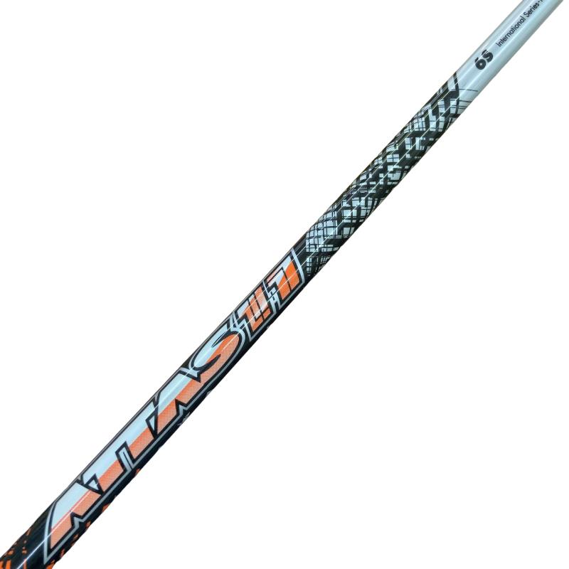 商品コード 2100419161663 カタログ商品コード 9000101756069 クラブ種別 シャフト メーカー名 キャロウェイ シャフトメーカー名 マミヤ 商品名 キャロウェイスリーブ付き（QUANTUM系）　マミヤ（DR用） 発売年 2019 シャフト ATTAS　11　6 シャフト材質 カーボン メーカーフレックス S フレックス S シャフト長（実測） 44　&nbsp; 実測方法 総合ランク B&nbsp; ランクについて 傷状態：シャフト B 傷状態：グリップ 査定特記・商品状態 &nbsp;※お使いのモニターの発色具合によって、実際のものと色が異なる場合がございます。 Nランク 無傷で新品同様 Aランク ほとんど無傷。見た目は新品同様 Bランク 全体的にきれい。傷やハガレはじっくり見ないとわからない。 Cランク やや使い込まれている。傷やハガレが少しある。 Dランク かなり使い込まれている。目立つ傷やハガレがたくさんある。 Eランク 非常に使い込まれている。目立つ傷やハガレがたくさんある。 店舗名 ゴルフパートナー　市原白金通り店 住所 千葉県市原市白金町2‐18 電話番号 0436-20-8801中古ゴルフクラブについて 当店で取り扱っている中古クラブは、全て1点ものです。 店頭でも販売を行っているため、注文確認後の在庫確保となります。 ご了承のほどお願い申し上げます。