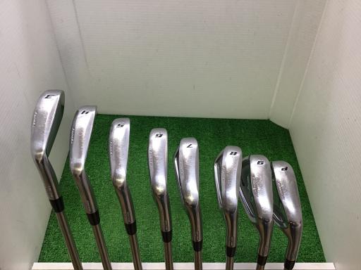 【中古】 ブリヂストン TOUR B X-CB 8S アイアンセット IR 純正特注シャフト (フレックスX) メンズ 男性用 右利き 右用 Dランク ゴルフクラブ