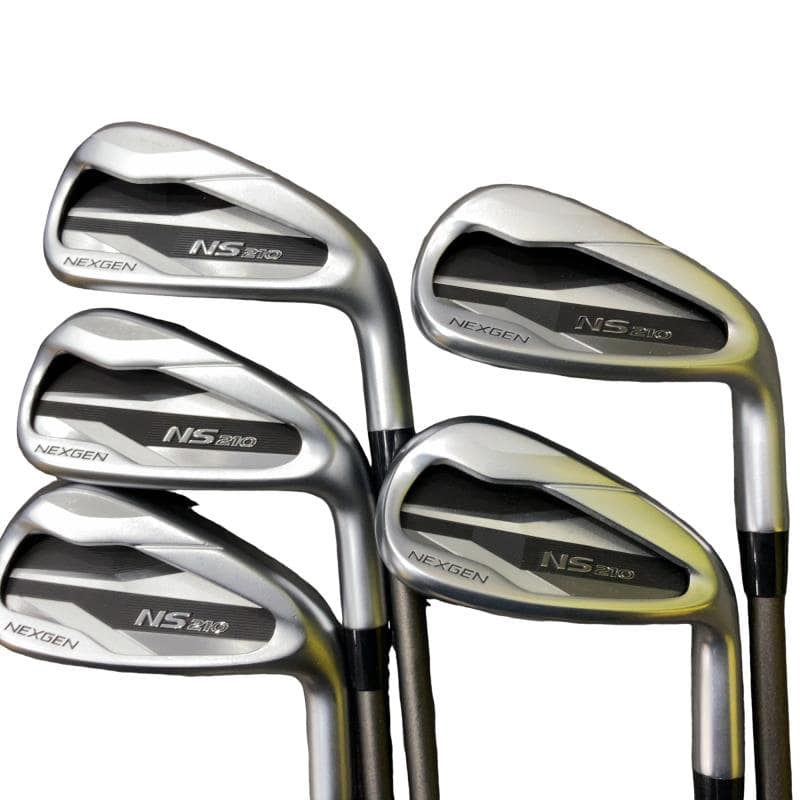 タイプ 男性用 利き手 右 商品コード 2100411164792 クラブ種別 アイアンセット メーカー名 ゴルフパートナー 商品名 NEXGEN　NS210　5S（実本数：5本セット） 発売年 2023 シャフト EI－F　NS210－I シャフト材質 メーカーフレックス その他 フレックス その他 クラブセット組合せ内容 6I．7I．8I．9I．PW クラブセット本数 5 クラブセット不足本数 0 クラブセット実本数 5 総合ランク C&nbsp;ランクについて 傷状態：ヘッド上部 C 傷状態：フェース C 傷状態：ヘッド下部 C 傷状態：シャフト B 傷状態：グリップ オリジナル外　良好 傷状態：ヘッドカバー ヘッドカバーなし 査定特記・商品状態 &nbsp;※お使いのモニターの発色具合によって、実際のものと色が異なる場合がございます。 Nランク 無傷で新品同様 Aランク ほとんど無傷。見た目は新品同様 Bランク 全体的にきれい。傷やハガレはじっくり見ないとわからない。 Cランク やや使い込まれている。傷やハガレが少しある。 Dランク かなり使い込まれている。目立つ傷やハガレがたくさんある。 Eランク 非常に使い込まれている。目立つ傷やハガレがたくさんある。 &nbsp;メーカーカタログ情報となりますので、実商品と異なる場合がございます。 ヘッドロフト角(°) 29.00 ヘッド体積(cc) シャフト長(インチ) 37.500 クラブ重量(g) 370.00 店舗名 ゴルフパートナー　一宮インターインドア練習場店 住所 愛知県一宮市三ツ井4-1-17 電話番号 0586-48-5514中古ゴルフクラブについて 当店で取り扱っている中古クラブは、全て1点ものです。 店頭でも販売を行っているため、注文確認後の在庫確保となります。 ご了承のほどお願い申し上げます。