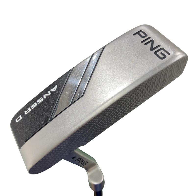 タイプ 男性用 利き手 右 商品コード 2100421148713 クラブ種別 パター メーカー名 ピン 商品名 PING　ANSER　D（2024）　33インチ 発売年 2024 シャフト オリジナルカーボン シャフト材質 カーボン メーカーフレックス その他 フレックス その他 クラブセット組合せ内容 クラブセット本数 0 クラブセット不足本数 0 クラブセット実本数 0 総合ランク C&nbsp;ランクについて 傷状態：ヘッド上部 C 傷状態：フェース C 傷状態：ヘッド下部 C 傷状態：シャフト B 傷状態：グリップ オリジナル　良好 傷状態：ヘッドカバー 純正品(普通) 査定特記・商品状態 黒ドット &nbsp;※お使いのモニターの発色具合によって、実際のものと色が異なる場合がございます。 Nランク 無傷で新品同様 Aランク ほとんど無傷。見た目は新品同様 Bランク 全体的にきれい。傷やハガレはじっくり見ないとわからない。 Cランク やや使い込まれている。傷やハガレが少しある。 Dランク かなり使い込まれている。目立つ傷やハガレがたくさんある。 Eランク 非常に使い込まれている。目立つ傷やハガレがたくさんある。 &nbsp;メーカーカタログ情報となりますので、実商品と異なる場合がございます。 ヘッドロフト角(°) 3.00 ヘッド体積(cc) シャフト長(インチ) 33.000 クラブ重量(g) 店舗名 ゴルフパートナー　福岡西新ゴルフセンター店 住所 福岡県福岡市早良区城西2-2-29 電話番号 092-822-1666中古ゴルフクラブについて 当店で取り扱っている中古クラブは、全て1点ものです。 店頭でも販売を行っているため、注文確認後の在庫確保となります。 ご了承のほどお願い申し上げます。