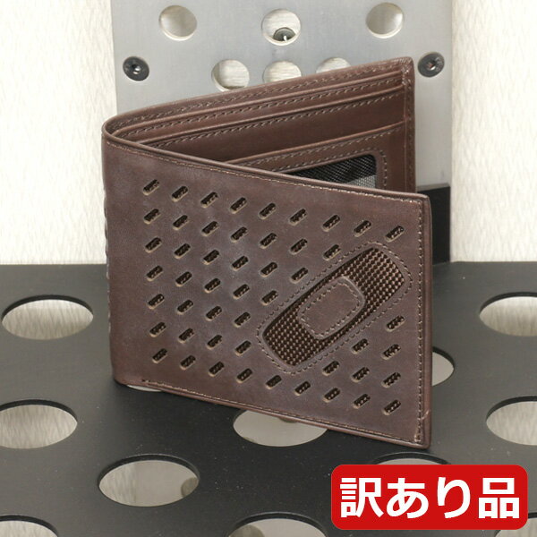 【残り1点！最終処分】【訳あり品】【長期在庫の為】OAKLEY オークリー SQUARE O PERF WALLET ブラウン 95054