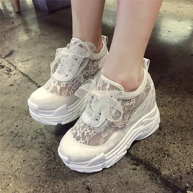 Rakuten - ホワイト ブラック総レースレディーススニーカー無地インヒール厚底ローカットカジュアルレディーススニーカー女の子ヒール靴シューズ女性 夏リボン歩やすい