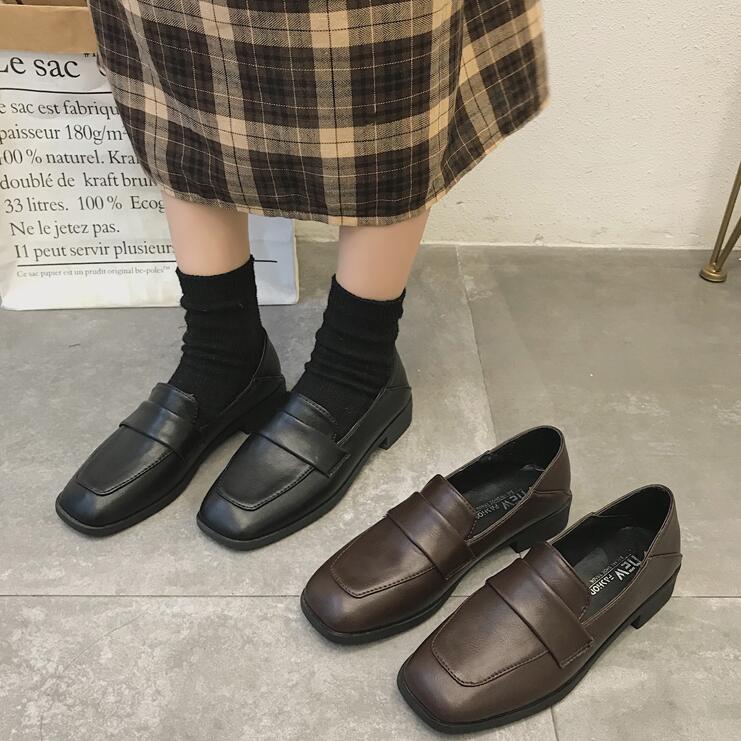 『送料無料』ローファー レディース靴　キッズ フォーマル靴 学生 制服 学生靴　通学靴　パンプス　リクルート フラット　アーモンドトゥ　女子高生　厚底　女の子　卒業式 入学式 発表会　高校生　ブラック　ブラウン