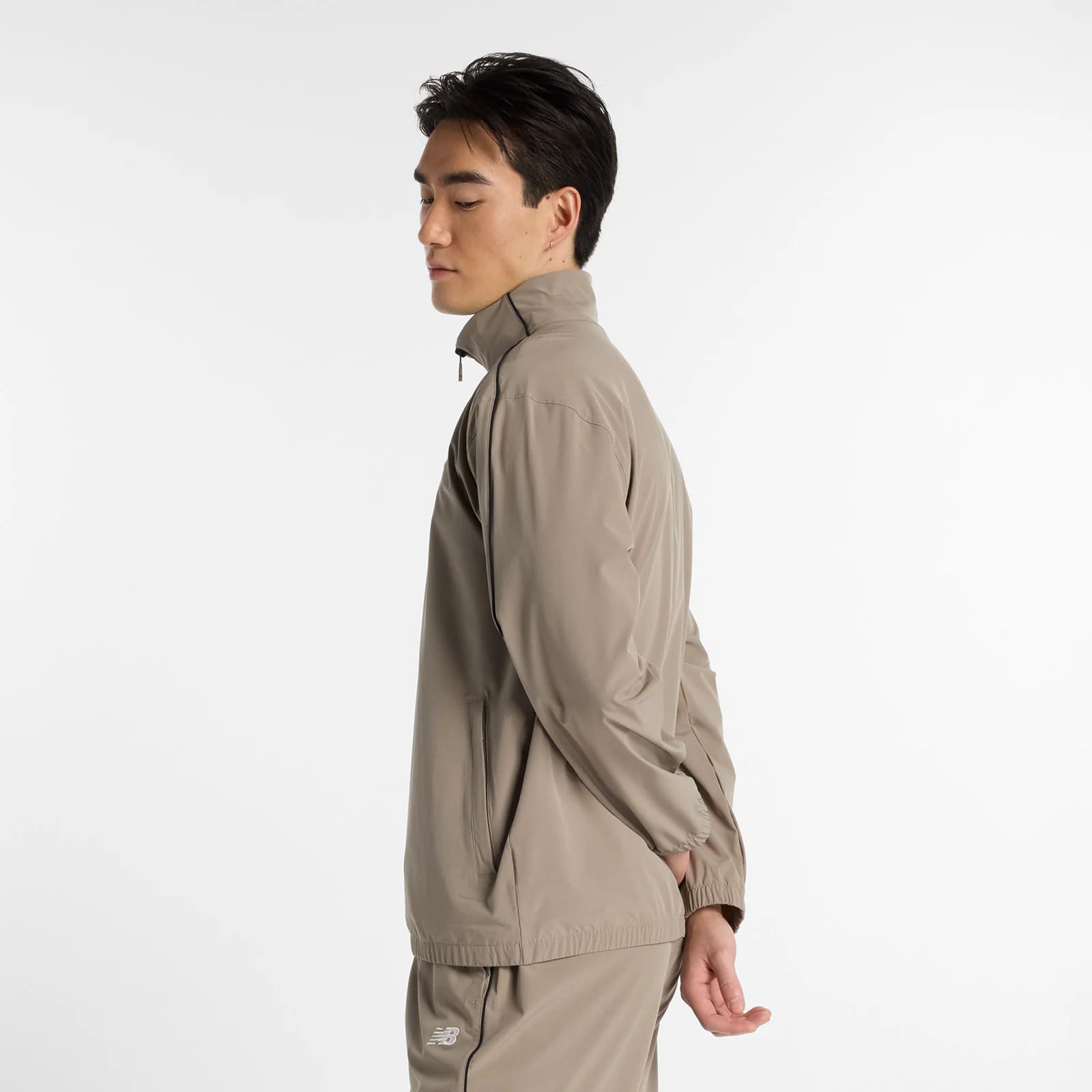 ニューバランス new balance AMJ51504 DOK(ドックサイド) メンズ ウーブントラックジャケット 男性 紳士 ロゴ アパレル NB 2025春夏