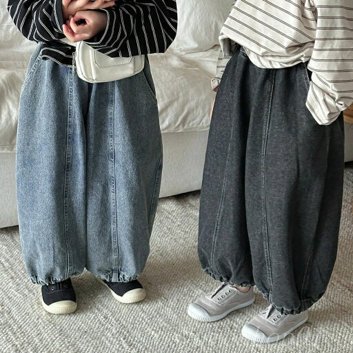 【送料無料】子供の春の新しいジーンズのズボンの男性と女性のベビーパッチワークルーズカジュアルブルマー 【送料無料】子供の春の新しいジーンズのズボンの男性と女性のベビーパッチワークルーズカジュアルブルマー