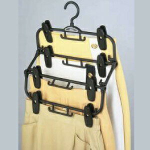 段違い掛けできるスカートハンガーDX