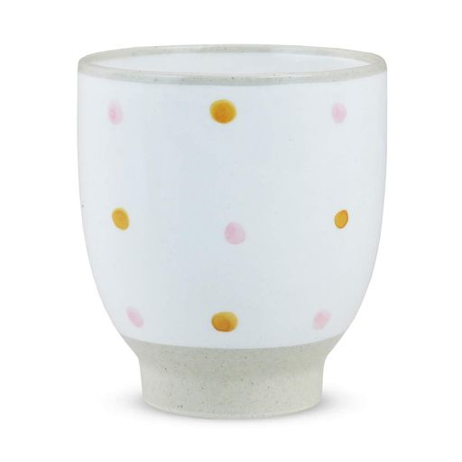 サイズ:Φ7x7.8cm 素材・材質:陶器 生産国:日本(波佐見焼) サイズ:約Φ7x7.8cm やわらかい風合いの粉引をベースにシンプルで可愛らしいドットをデザインしてみました。 波佐見焼の職人が現代の生活環境を考えデザインしたお洒落で素敵な器です。 素材を研究して、できるだけ軽く仕上げました。