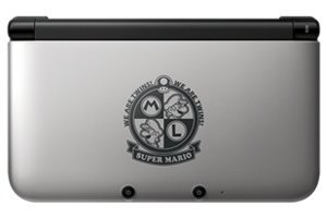 【中古】ニンテンドー3DS　LL　マリオシルバー　（限定版） 1