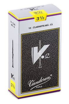 【中古】バンドーレン E♭クラリネットリード V.12 硬さ:3-1/2 (10枚入り)【メーカー名】バンドーレン(VANDOREN)【メーカー型番】CR6135【ブランド名】バンドーレン(VANDOREN)【商品説明】バンドーレン E♭クラリネットリード V.12 硬さ:3-1/2 (10枚入り)ヒール、ティップ共にトラディショナルより厚く、パレットが長くカットされています。耐久性があり、振動しやすく深く豊かな音と最適なアタックが得られる人気のリードです。保護:損傷を防ぐために1枚ずつプラスティック製のプロテクターで保護されています。中古品のため使用に伴うキズ等がございますが、問題なくご使用頂ける商品です。画像はイメージ写真ですので商品のコンディション、付属品の有無については入荷の度異なります。当店にて、動作確認・点検・アルコール等のクリーニングを施しております。中古品のため限定特典や補償等は、商品名、説明に記載があっても付属しておりません予めご了承下さい。当店では初期不良に限り、商品到着から7日間は返品を 受付けております。他モールとの併売品の為、完売の際はご連絡致しますのでご了承ください。ご注文からお届けまで1、ご注文⇒ご注文は24時間受け付けております。2、注文確認⇒ご注文後、当店から注文確認メールを送信します。3、お届けまで3〜10営業日程度とお考え下さい。4、入金確認⇒前払い決済をご選択の場合、ご入金確認後、配送手配を致します。5、出荷⇒配送準備が整い次第、出荷致します。配送業者、追跡番号等の詳細をメール送信致します。6、到着⇒出荷後、1〜3日後に商品が到着します。　※離島、北海道、九州、沖縄は遅れる場合がございます。予めご了承下さい。お電話でのお問合せは少人数で運営の為受け付けておりませんので、メールにてお問合せお願い致します。営業時間　月〜金　10:00〜17:00お客様都合によるご注文後のキャンセル・返品はお受けしておりませんのでご了承下さい。