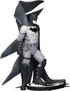 【中古】DC Collectibles Batman Black White: Batman by Rafael Albuquerque Statue