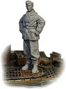 【中古】(非常に良い)アルデンヌミニチュア(ARDENNES MINIATURE) 1/48 ドイツ 仁王立ちの冬季装備の戦車兵 レジンキット AR48006