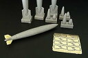 【中古】(非常に良い)ブレンガン 1/72 アメリカ軍 300ガロン 燃料タンク プラモデル用パーツ HAUBRL72161