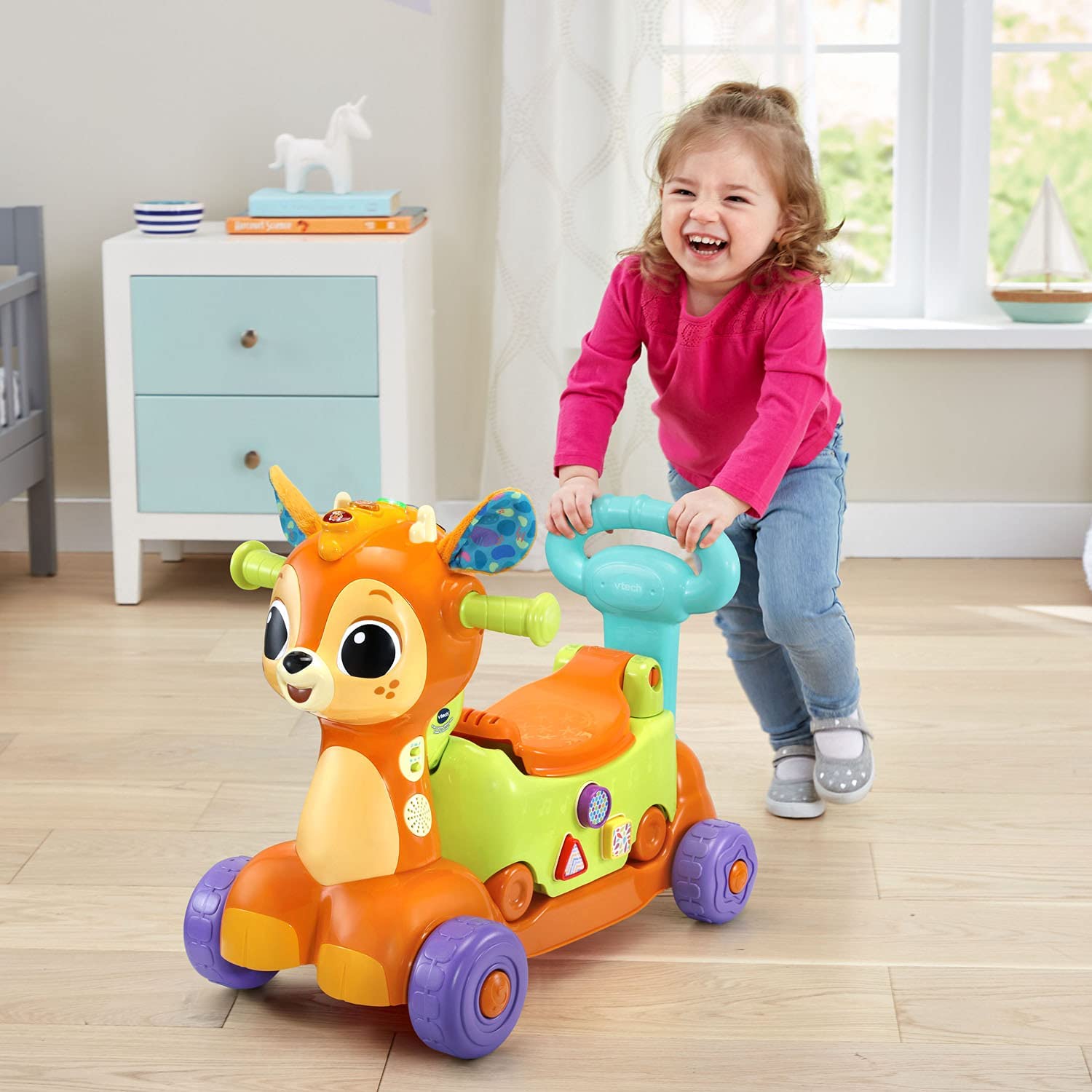 VTech ANeBreB@or@艟ԁI@XN[^[@VTech 4-in-1 Grow-with-Me Fawn ScooterLbY q mߋ@pb@p yzyszyysz