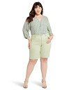 送料無料 エヌワイディージェー NYDJ レディース 女性用 ファッション ショートパンツ 短パン Plus Size Boyfriend Shorts Frayed Hems in Beginning - Beginning