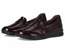送料無料 クラークス Clarks レディース 女性用 シューズ 靴 ローファー ボートシューズ Ellowyn Penny - Wine Crinkle Patent Synthetic(4)
