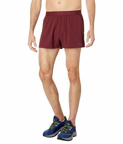 送料無料 サッカニー Saucony メンズ 男性用 ファッション ショートパンツ 短パン Outpace 2.5&quot; Split Shorts - Sundown