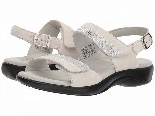 こちらの商品は サス SAS レディース 女性用 シューズ 靴 サンダル Nudu Adjustable Comfort Sandal - Silver Mist です。 注文後のサイズ変更・キャンセルは出来ませんので、十分なご検討の上でのご注文をお願いいたします。 ※靴など、オリジナルの箱が無い場合がございます。ご確認が必要な場合にはご購入前にお問い合せください。 ※画面の表示と実物では多少色具合が異なって見える場合もございます。 ※アメリカ商品の為、稀にスクラッチなどがある場合がございます。使用に問題のない程度のものは不良品とは扱いませんのでご了承下さい。 ━ カタログ（英語）より抜粋 ━ Enjoy casual comfort on warm sunny days with the supportive and versatile SAS(R) Nudu Adjustable Comfort Sandal. Two front adjustable straps and a buckle at the ankle. Multi-Layered Tripad(R) Comfort is designed to comfort the three pressure points of your foot: the inside ball, outside ball and heel for all-day support. Foot-Shape(R) Last construction follows the natural shape and contour of your foot, providing all-day comfort. Made in the U.S.A. WARNING California&#039;s Proposition 65 Product measurements were taken using size 8, width M - Medium (B). サイズにより異なりますので、あくまで参考値として参照ください. 実寸（参考値）： Heel Height: 約 3.5 cm Weight: 約 230 g ■サイズの幅(オプション)について Slim &lt; Narrow &lt; Medium &lt; Wide &lt; Extra Wide S &lt; N &lt; M &lt; W A &lt; B &lt; C &lt; D &lt; E &lt; EE(2E) &lt; EEE(3E) ※足幅は左に行くほど狭く、右に行くほど広くなります ※標準はMedium、M、D(またはC)となります ※メーカー毎に表記が異なる場合もございます