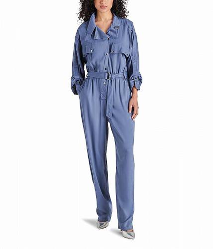 こちらの商品は スティーブマデン Steve Madden レディース 女性用 ファッション ジャンプスーツ つなぎ セット Audrie Jumpsuit - Light Indigo です。 注文後のサイズ変更・キャンセルは出来ませんので、十分なご検討の上でのご注文をお願いいたします。 ※靴など、オリジナルの箱が無い場合がございます。ご確認が必要な場合にはご購入前にお問い合せください。 ※画面の表示と実物では多少色具合が異なって見える場合もございます。 ※アメリカ商品の為、稀にスクラッチなどがある場合がございます。使用に問題のない程度のものは不良品とは扱いませんのでご了承下さい。 ━ カタログ（英語）より抜粋 ━ Unleash your playful side with the Steve Madden(R) Audrie Jumpsuit - where chic meets utility. Audrie, a drapey twill flight suit, boasts quarter sleeves, a flirtatious snap front, and a trendy D-ring waist belt. Elevate your style effortlessly with two flap pockets on the chest and two hand pockets on the sides which makes this jumpsuit a perfect blend of fashion and function. Sweetheart neckline. 100% rayon. Hand wash only.