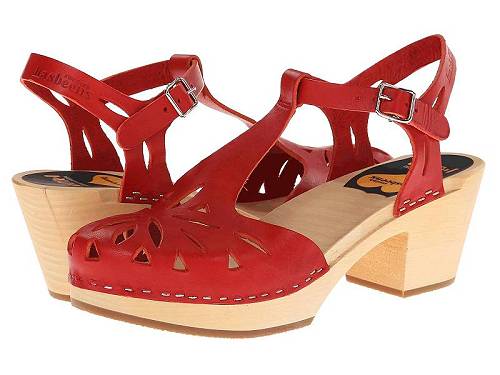 送料無料 スウェディッシュハズビーンズ Swedish Hasbeens レディース 女性用 シューズ 靴 クロッグ Lacy Sandal - Red