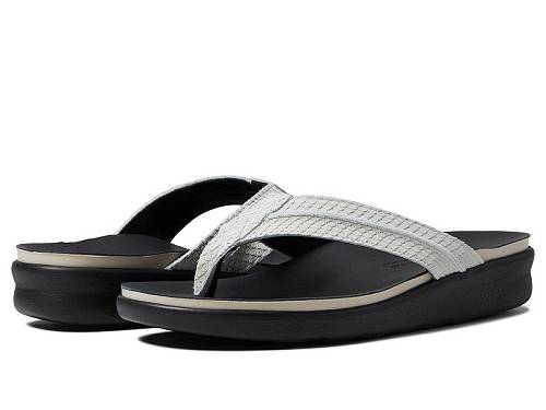 こちらの商品は サス SAS レディース 女性用 シューズ 靴 サンダル Freedom - Stone Fish です。 注文後のサイズ変更・キャンセルは出来ませんので、十分なご検討の上でのご注文をお願いいたします。 ※靴など、オリジナルの箱が無い場合がございます。ご確認が必要な場合にはご購入前にお問い合せください。 ※画面の表示と実物では多少色具合が異なって見える場合もございます。 ※アメリカ商品の為、稀にスクラッチなどがある場合がございます。使用に問題のない程度のものは不良品とは扱いませんのでご了承下さい。 ━ カタログ（英語）より抜粋 ━ Walk comfortably and feel the cushion under your leg wearing SAS(R) Freedom. Man made upper. Man made lining. Three side open slippers. Thong inserted into the footbed. Slide closure. Man made sole. Made in the USA. WARNING California&#039;s Proposition 65 Product measurements were taken using size 9, width M - Medium (B). サイズにより異なりますので、あくまで参考値として参照ください. Weight of footwear is based on a single item, not a pair. 実寸（参考値）： Weight: 約 260 g ■サイズの幅(オプション)について Slim &lt; Narrow &lt; Medium &lt; Wide &lt; Extra Wide S &lt; N &lt; M &lt; W A &lt; B &lt; C &lt; D &lt; E &lt; EE(2E) &lt; EEE(3E) ※足幅は左に行くほど狭く、右に行くほど広くなります ※標準はMedium、M、D(またはC)となります ※メーカー毎に表記が異なる場合もございます