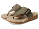 送料無料 Bzees レディース 女性用 シューズ 靴 サンダル Bay Wedge Sandals - Olive Green