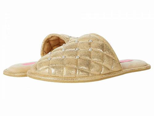 こちらの商品は リリーピューリッツァー Lilly Pulitzer レディース 女性用 シューズ 靴 スリッパ Lux Clara Slipper - Gold Metallic です。 注文後のサイズ変更・キャンセルは出来ませんので、十分なご検討の上でのご注文をお願いいたします。 ※靴など、オリジナルの箱が無い場合がございます。ご確認が必要な場合にはご購入前にお問い合せください。 ※画面の表示と実物では多少色具合が異なって見える場合もございます。 ※アメリカ商品の為、稀にスクラッチなどがある場合がございます。使用に問題のない程度のものは不良品とは扱いませんのでご了承下さい。 ━ カタログ（英語）より抜粋 ━ Walk in total comfort and sleek style, wearing the Lilly Pulitzer(R) Lux Clara Slipper. Easy slip-on entry. Classic rounded open toe. Padded footbed for all day comfort. Durable construction for lasting wear. Textile upper, lining and insole. Synthetic sole. ※掲載の寸法や重さはサイズ「9-10, width M」を計測したものです. サイズにより異なりますので、あくまで参考値として参照ください. 実寸（参考値）： Weight: 約 140 g ■サイズの幅(オプション)について Slim &lt; Narrow &lt; Medium &lt; Wide &lt; Extra Wide S &lt; N &lt; M &lt; W A &lt; B &lt; C &lt; D &lt; E &lt; EE(2E) &lt; EEE(3E) ※足幅は左に行くほど狭く、右に行くほど広くなります ※標準はMedium、M、D(またはC)となります ※メーカー毎に表記が異なる場合もございます