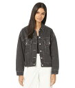 こちらの商品は リーバイス Levi&#039;s(R) Womens レディース 女性用 ファッション アウター ジャケット コート ジャケット Carpenter Trucker - Black Stonewash です。 注文後のサイズ変更・キャンセルは出来ませんので、十分なご検討の上でのご注文をお願いいたします。 ※靴など、オリジナルの箱が無い場合がございます。ご確認が必要な場合にはご購入前にお問い合せください。 ※画面の表示と実物では多少色具合が異なって見える場合もございます。 ※アメリカ商品の為、稀にスクラッチなどがある場合がございます。使用に問題のない程度のものは不良品とは扱いませんのでご了承下さい。 ━ カタログ（英語）より抜粋 ━ ※デザイン等は、製造された年式により若干異なる場合がございますので、ご了承ください. Accentuate your fashion quotient by wearing the Levi&#039;s(R) Womens Carpenter Trucker Jacket. Regular fit. Classic spread collar and long sleeves with button cuffs. Center-front button closure. Two hand pockets for added convenience. Two patch pockets with a button-through flap on the chest. Straight hemline. 99% cotton, 1% elastane. Machine wash, tumble dry. ※掲載の寸法や重さはサイズ「SM」を計測したものです. サイズにより異なりますので、あくまで参考値として参照ください. 実寸（参考値）： Length: 約 58.42 cm Chest Measurement: 約 121.92 cm Sleeve Length: 約 50.80 cm