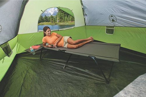 Coleman Extra Wide Pack Away Camping Cot with Side Table キャンプ　コット　簡易ベッド【送料無料】【代引不可】【あす楽不可】