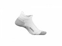  t[`AY Feetures t@bV \bNX C Plantar Fasciitis Relief Light Cushion No Show Tab - White