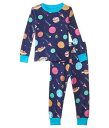 こちらの商品は Hatley Kids 女の子用 ファッション 子供服 パジャマ 寝巻き Interstellar Cotton Pajama Set (Toddler/Little Kids/Big Kids) - Blue です。 注文後のサイズ変更・キャンセルは出来ませんので、十分なご検討の上でのご注文をお願いいたします。 ※靴など、オリジナルの箱が無い場合がございます。ご確認が必要な場合にはご購入前にお問い合せください。 ※画面の表示と実物では多少色具合が異なって見える場合もございます。 ※アメリカ商品の為、稀にスクラッチなどがある場合がございます。使用に問題のない程度のものは不良品とは扱いませんのでご了承下さい。 ━ カタログ（英語）より抜粋 ━ The ultra-soft Hatley(R) Kids Interstellar Cotton Pajama Set is a comfy and stylish addition to your kid&#039;s sleepwear collection. The set includes a pullover top with a crew neckline, long sleeves, and a straight hemline. The top has contrasting detail on the neck and cuffs. Snug fit. Bottoms:Pull-on style with an elasticized waistband;Contrasting ribbed ankle cuffs. Allover interstellar print. 100% cotton. Machine wash, tumble dry.