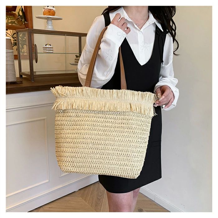 かごバッグ フレンジー付き トートバッグ レディース 大容量 ハンドバッグ かご トートバッグ 籠バッグ 軽い カゴバッグ 手提げバッグ 夏バッグ 浴衣バッグ 大人可愛い 編みバッグ 花火 3