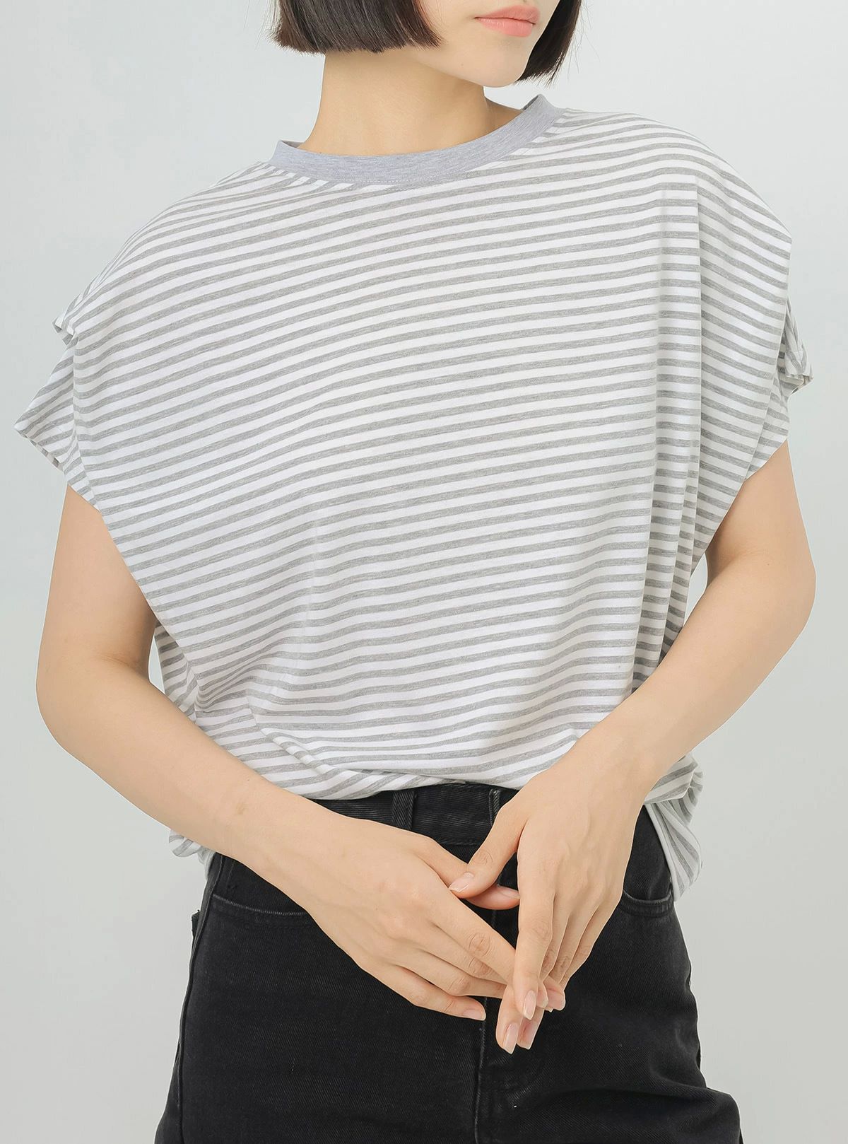 Rakuten - Tシャツ レディース 半袖 夏 秋 春 無地 ゆったボーダー柄 ゆったり カジュアル 大きいサイズ おしゃれ シンプル カジュアル ゆるっと きれいめ 着回し 汗染み防止 トップス カットソー tシャツ 普段着 お出かけ 散歩