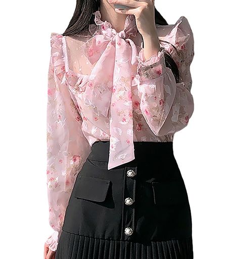 🎀【サイズ/cm】「S」着丈61、バスト99、肩幅34、袖丈59。「M」着丈62、バスト101、肩幅35、袖丈60。「L」着丈63、バスト103、肩幅36、袖丈61。「XL」着丈64、バスト105、肩幅37、袖丈62。サイズについては、1〜10cm誤差がある場合がございますので、予めご了承ください。 🎀【リボン・異素材】リボン付きと異素材切り替えのデザインで、お洒落でかわいい印象を与えてくれます。 🎀【花柄】透け感のある花柄シフォン素材を使用したメリハリのある印象に仕上げたブラウスで、コーディネートの主役に。 🎀【着回しやすさが魅力】吊りスカートと合わせればかわいい雰囲気に、スカートとあわせれば甘いフェミニンスタイルに。着方次第で様々な表情を魅せます。 🎀【幅広く活躍】量産型、地雷系、ガーリー系、ロリータ系コーデにおすすめです。女子会、デートなど様々なシーンで幅広く活躍中。お洒落で可愛いデザインで、プレゼントとしてもピッタリです。
