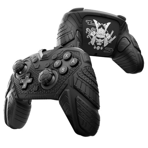 【Switch 2 Proコントローラー専用設計】Nintendo Switch 2 Proコンに合わせた専用フィット構造。しっかり握れるサムライアーマーデザインで、ABXYボタンと十字キーは露出仕様、中央ボタンは薄型シリコンで覆われ、自然な押し心地を保ちます。 【侍鎧をモチーフにしたデザイン】伝統的な侍の甲冑をイメージし、重ね板・輪郭ライン・鋲ディテール・鱗状テクスチャーを精巧に再現。シリコンカバー、スティックキャップ、ステッカーまで統一デザインで、力強く没入感のある装甲スタイルを演出します。 【快適な操作を支えるエルゴノミックグリップ】侍の篭手を思わせるテクスチャーグリップゾーンにより、長時間の使用でも安定したホールド感を実現。マットな滑り止め加工で、汗をかいても滑りにくく、快適さと操作精度を向上させます。 【耐久性の高いシリコン保護】肌触りの良い高弾性シリコンを採用し、コントローラーにぴったりフィット。グリップ・エッジ・ショルダー部を重点的に強化し、衝撃、落下、傷、擦れによる塗装剥がれからしっかりガードします。