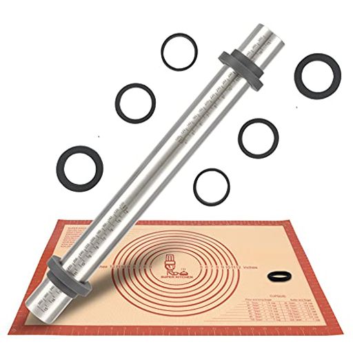 &#127822;高品質:この中空麺棒は100%食品グレード18/8ステンレスを採用して作られております。材質が厚手で、耐腐食性で滑らかですそれでそれはいかなる臭い、色または風味も吸収しない。このクッキングマットは強化したガラス繊維と食品グレードのシリコーンで作られています対応できる温度は-30°Fから470°Fまでです。 &#127813;自由に切り替えます:データ測定デザインを採用し、(片側4〜15インチ)、練り粉の幅をいつでも制御できます。しかも各めん棒の両端に5種の異なるサイズの取り外し可能なリングをデザインしております。(10mm、8mm、5mm、3mm、2mm)。練り粉の異なる厚さを調整することができます。クッキングマットの表面にインチとセンチの単位のサイズがあります。シュガービスケット、麺、パイ、パン、パスタケーキ、フォンダンピザに適用します。 &#127827;ノンスティック&amp;ノンスリップ:滑らかでシームレスなデザインを採用したので、ステンレスはプラスチックや木製の麺棒のように練り粉にくっつかありません。私たちの粘着防止ローリングパッドの表面にくっつくことを防ぐために、余分な練り粉を入れる必要がありません。