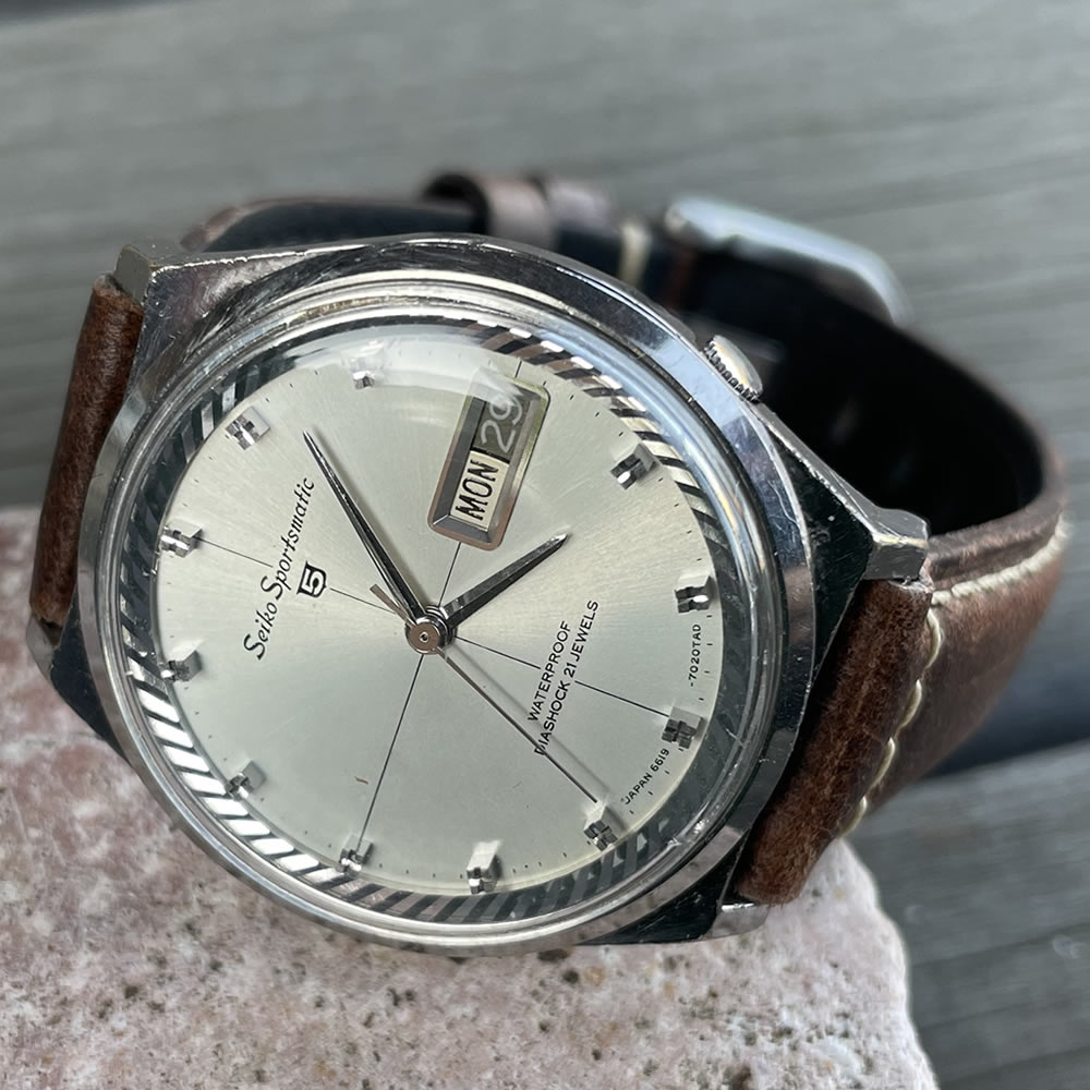 【中古品/美品】【OH済み】SEIKO/セイコー Seikomatic/セイコーマチック 6619-7020 17石 Cal.6619 キャリバー 機械式 自動巻き時計 精工舎諏訪工場 1965年 3月製造 クリーニング/ケース/風防磨き アンティークウォッチ 中三針 イタリアンレザーベルト付き