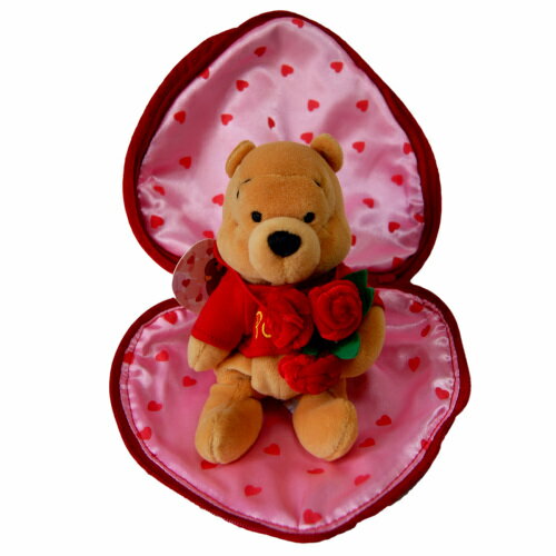 くまのプーさん バレンタイン限定Winnie the Pooh　POOH IN REVERSIBLE HEART VALENTINEイギリス　直輸入ビーンバッグ　縫いぐるみハートポーチ　プーさん