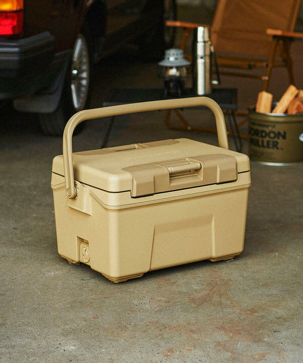 【SALE対象】SHIMANO ヴァシランド VL 32L　キャンプ アウトドア 釣り クーラーボックス 両開き ワンタッチ 高保冷 耐荷重設計 耐久性 抗菌 高機能 シンプル おしゃれ シマノ