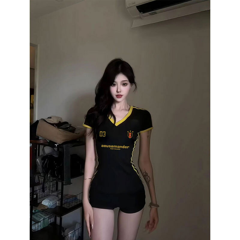 乐天商城 - レディース 半袖 サマー シャツ 半袖 ショルダー シャツ 女性用 2025 ショート トップ ホット ガール スリムフィット 涼しい トップス レディース 夏の新 スタイル vネック スリム ショート ホット ガール 小柄向け