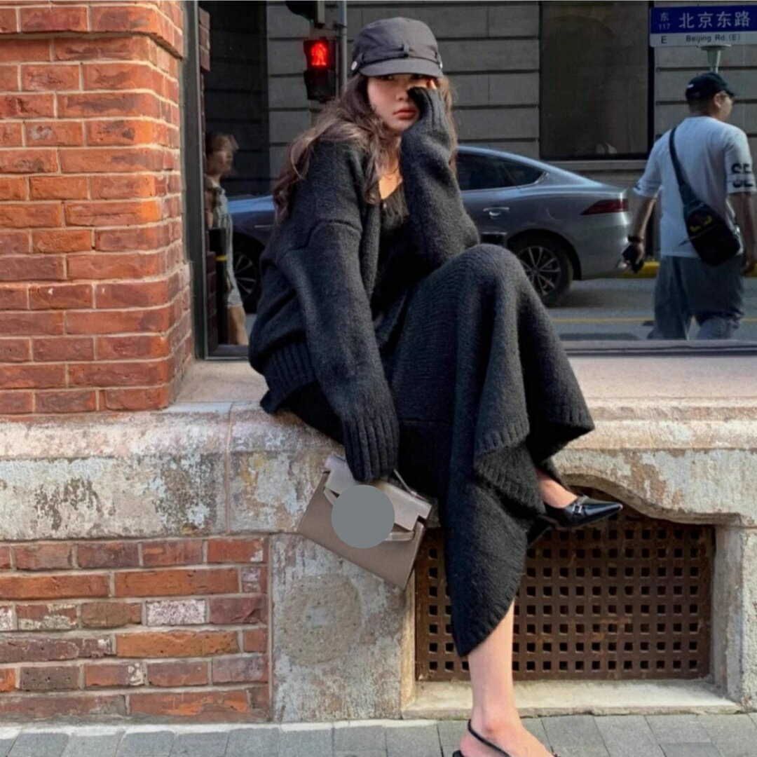 セットアップ Vネック ニット ロング スカート リラクシー 2点セット リボン ロングスカート きれいめ ゆったり 上品 大人 シンプル カジュアル 20代 30代 40代 着回し ツーピース 秋 冬 クリスマス 大人可愛い ガーリー ブラック ブラウン グレー S M L XL 大きいサイズ