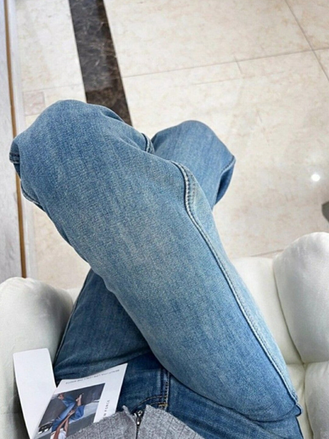 細部:&nbsp;ポケットパターン:&nbsp;ソリッドカラー解像度:&nbsp;いいえ生地:&nbsp;わずかなストレッチタイプ:&nbsp;ジーンズ季節:&nbsp;冬お手入れ方法:&nbsp;洗濯機または専門のドライクリーニングスタイル:&nbsp;エレガントパターンタイプ:&nbsp;印刷なし製織方法:&nbsp;ニット生地裏地の成分:&nbsp;70% ポリエステル, 30% コットン