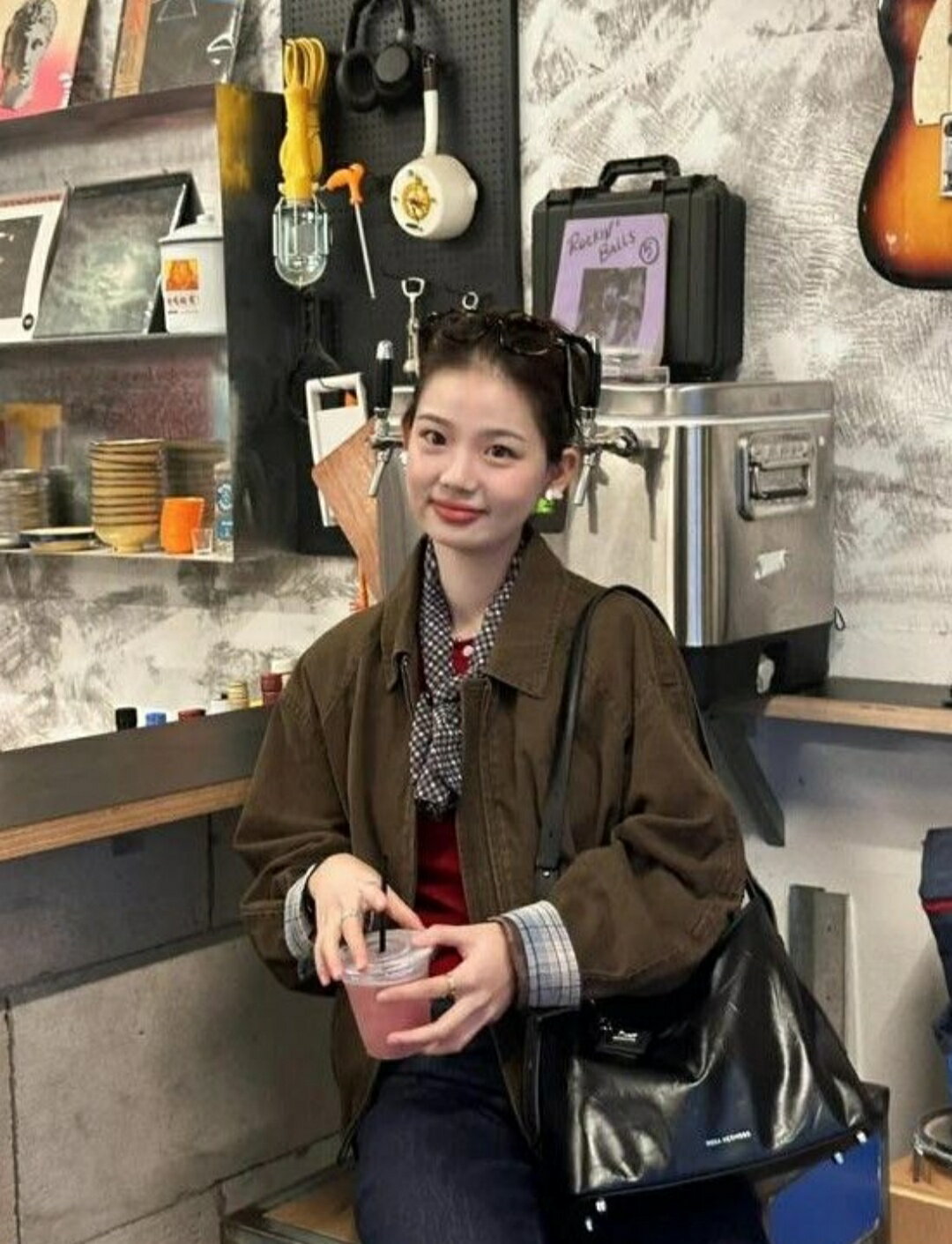 生地:&nbsp;ノンストレッチタイプ:&nbsp;コート季節:&nbsp;冬お手入れ方法:&nbsp;洗濯機または専門のドライクリーニングスタイル:&nbsp;カジュアル材料:&nbsp;デニムパターンタイプ:&nbsp;印刷なし原材料構...