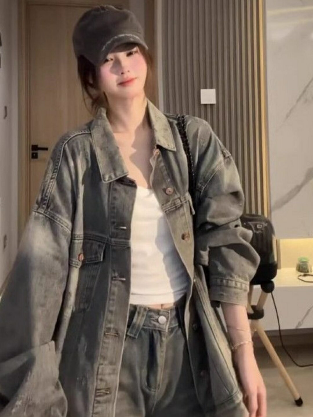 乐天商城 - レディース デニム ジャケット 春秋 ゆったり オーバーサイズ 中長丈 アメリカン ヴィンテージ ウォッシュ ユーズド フィット カジュアル トップス