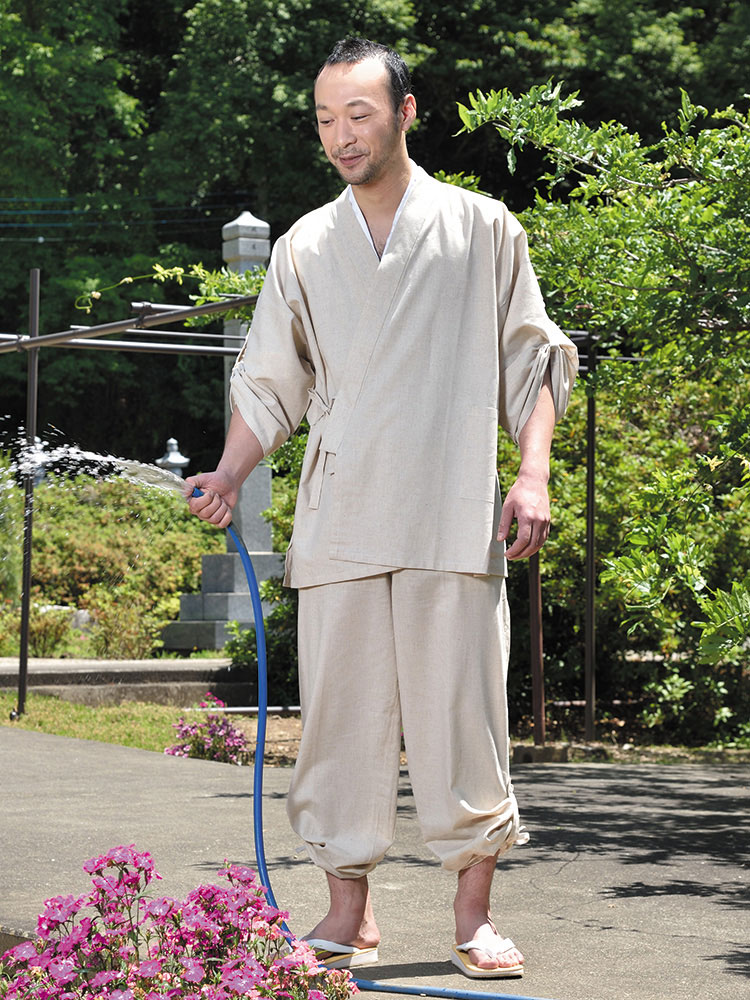 ロールアップ 作務衣 さむえ さむい 作務服 メンズ 男性用 紳士 住職 寺院 寺用 大きいサイズ 春夏 秋 春夏用 日本製 洗える M L LLサイズ 綿100％ [麻綿ロールアップ作務衣 生成 濃紺 茶 黒 (M-LL)] 父の日 ギフト 送料無料