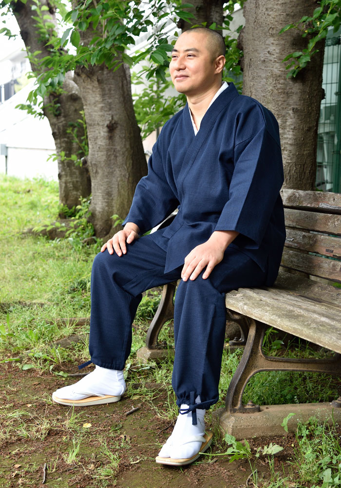 ドビー織作務衣 メンズ 春夏秋 通年 シンプル 男性用 さむい 作務服 柔らかい 洗える 洗濯可 寺院 寺用 綿100％ 敬老の日 父の日 ギフト プレゼント 送料無料 [丈夫で柔らかいドビー織作務衣(黒・紺)(M-LL)]