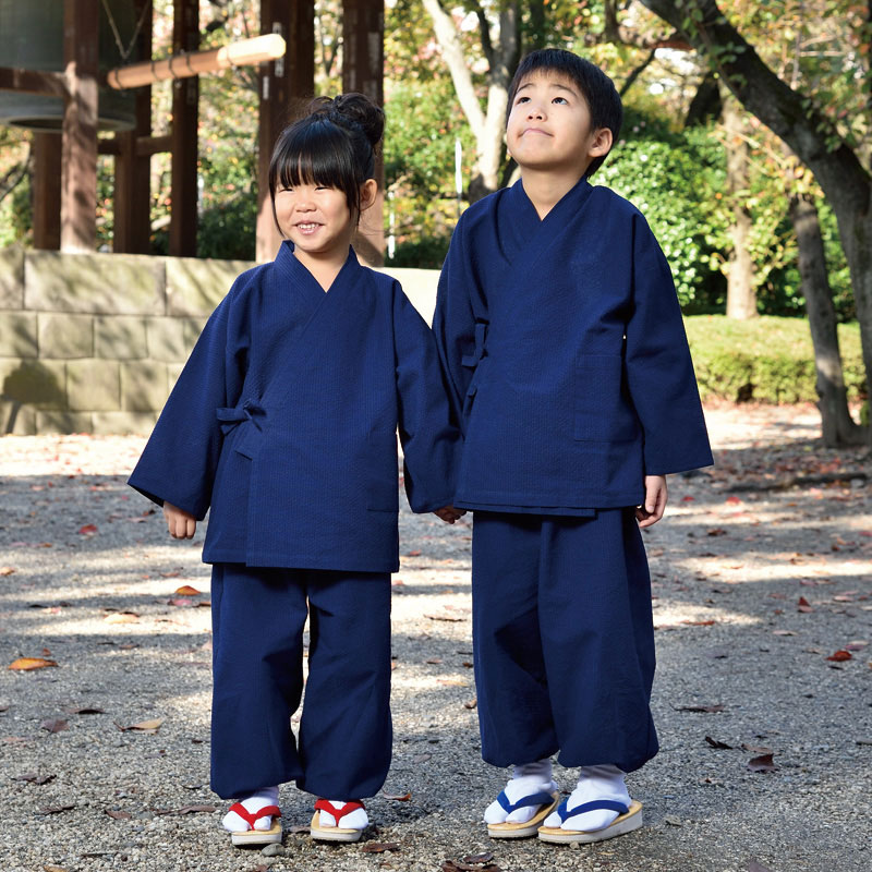 楽天作務衣・和装の五彩堂子供用 小児用 キッズ 作務衣 さむえ 男の子 男子 メンズ 女の子 女子 レディース 祭り 夏祭り 花火 寺 寺院 春夏 春夏用 洗える 日本製 100 110 120cm 綿100％ [子供用 変わり織しじら作務衣 （M-LL）] こどもの日