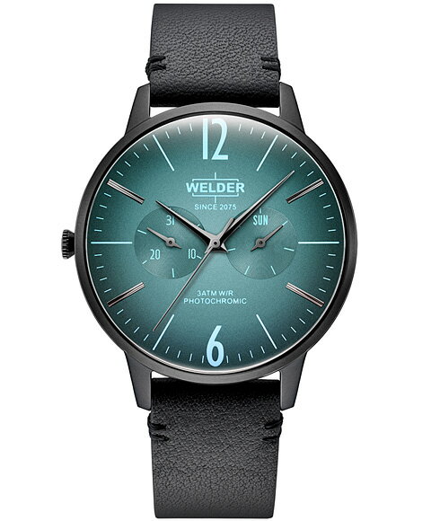 ※系列店と共同在庫の為、 ご注文のタイミングによっては売切れとなる場合がございます。 入荷時期、モデルによりメーカーによる多少の仕様変更がある場合がございます。 サイズ フェイス：約φ42mm（リューズ除く） 色 ケース：ブラックストラップ：ブラック 素材 ケース：ステンレススティール（PVD）風防：フォトクロミック加工ミネラルガラスストラップ：レザー ムーブメント クォーツ 防水 3気圧防水 備考 日付・曜日表示光の角度により色彩変化するフォトクロミック加工ミネラルガラス風防 付属品 箱、保証書 生産国 イタリア 保証 当店保証2年 ※入荷時期、モデルによりメーカーによる多少の仕様変更がある場合がございます。 ＜沖縄、離島地域への配送について＞ 自社配送のため、沖縄、離島地域への配送はいたしかねます。 該当地域からのご注文は、誠に恐れ入りますがキャンセル処理させていただきます。ご了承くださいませ。※特価商品は在庫が1点限りのものが多く、系列店と共同在庫の為、 ご注文のタイミングによっては売切れとなる場合がございます。 こんなシーンに お祝い 合格祝い 進学内祝い 成人式 御成人御祝 卒業記念品 卒業祝い 御卒業御祝 入学祝い 入学内祝い 中学校 高校 大学 就職祝い 社会人 御祝い 内祝い 引き出物 金婚式 銀婚式 御結婚お祝い ご結婚御祝い 御結婚御祝 結婚祝い 結婚内祝い 結婚式 誕生日 バースデー バースディ バースディー 昇進祝い 昇格祝い 就任 ウエディングギフト 結納 結納返し 結婚記念日 プチギフト プロポーズ 告白 バレンタインデー バレンタインデイ ホワイトデー ホワイトデイ ギフト プレゼント ハロウィーン サプライズイベント 親孝行 お返し 御礼 お礼 謝礼 御返し お返し お祝い返し 季節のご挨拶 御正月 お正月 御年賀 お年賀 御年始 母の日 父の日 御中元 お中元 敬老の日 クリスマス クリスマスプレゼント お歳暮 御歳暮 春夏秋冬 長寿のお祝い 還暦（かんれき） 還暦御祝い 還暦祝 祝還暦 華甲（かこう） 古希 喜寿 傘寿 米寿 卒寿 白寿 法人向け 異動 転勤 定年退職 退職 転職 お餞別 贈答品 心ばかり 寸志 新歓 歓迎 送迎 新年会 忘年会 二次会 記念品 景品 転職祝い 送別会 ここが喜ばれてます ラッピング 上品 上質 高級 おしゃれ 可愛い かわいい 人気 おすすめ こんな想いで… ありがとう ごめんね おめでとう 今までお世話になりました 祝福 これから よろしくお願いします 遅れてごめんね サプライズ 愛してる 君に夢中 気になっています こんな方に 夫 妻 恋人 両親 カップル 彼女 彼氏 お父さん お母さん 兄弟 姉妹 子供 おばあちゃん おじいちゃん 先生 職場 先輩 後輩 同僚 親友