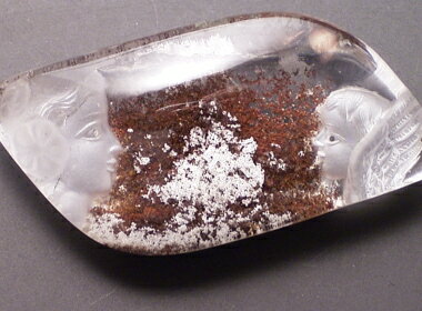 ガーデンクォーツ天使のほほえみ天然水晶裏彫りルース(01)